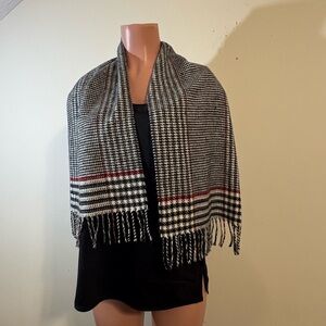 Aggio Cashmaire 100% acrylic scarf black white red houndstooth pattern‎